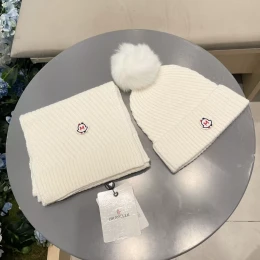 moncler hat and echapres and glove set s_127a5aa